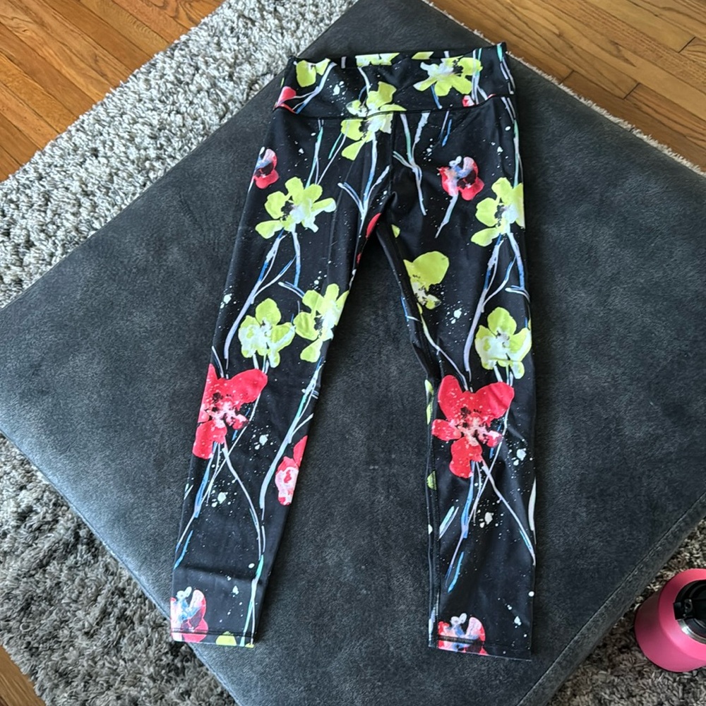 Fabletics Demi Lovato Define powerhold leggings sz medium